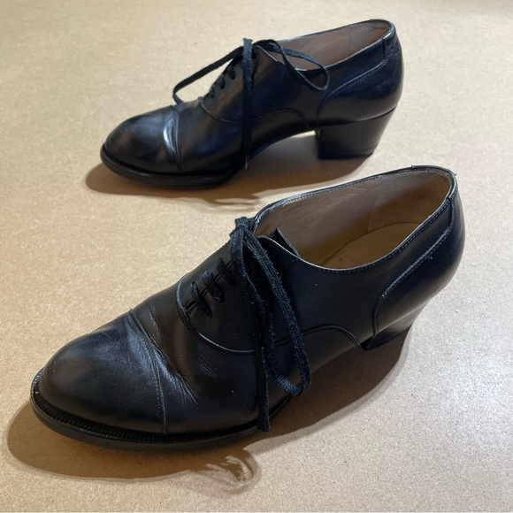 Varda Shoes - Varda Black Leather Heels